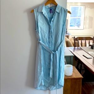 Sleeveless Buttoned Dress with Tie